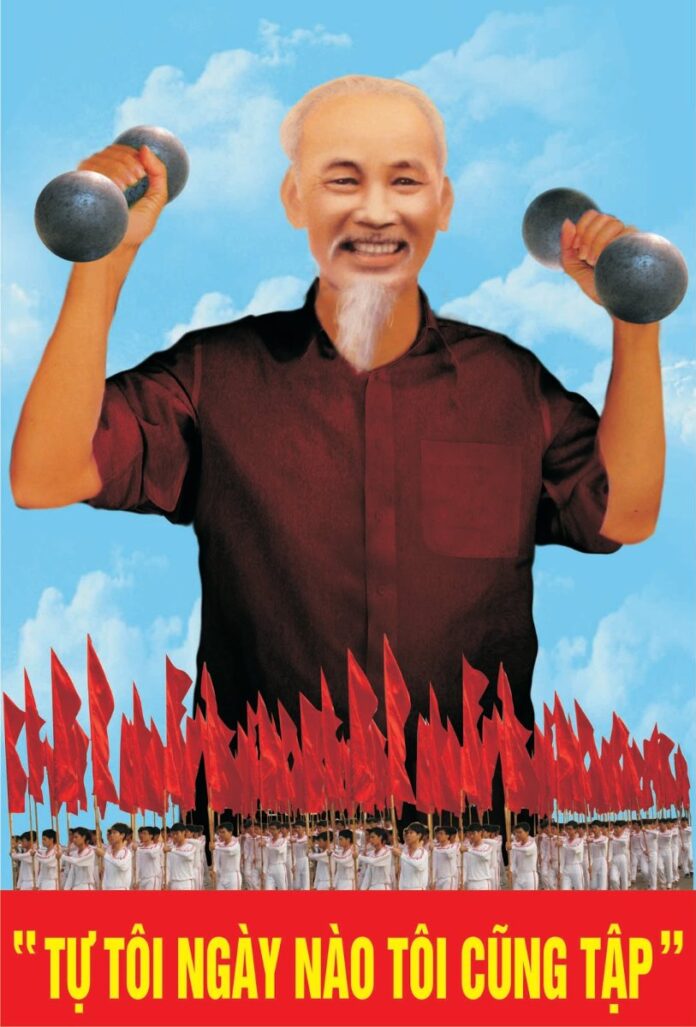 Ảnh Bác Hồ tập thể dục