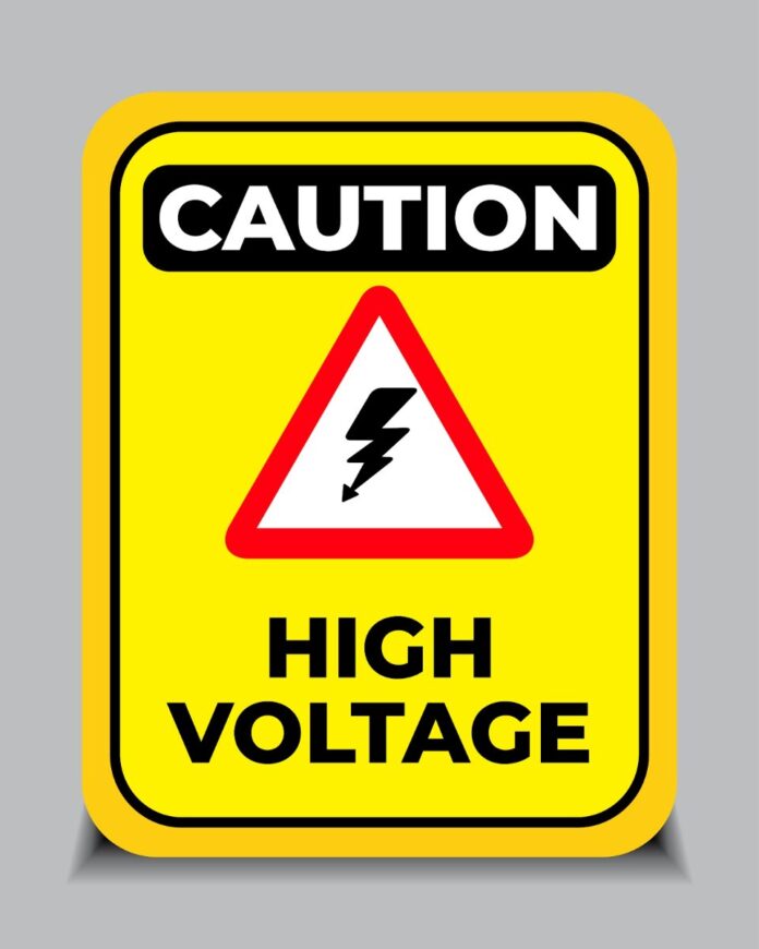 Biển báo nguy hiểm điện áp cao