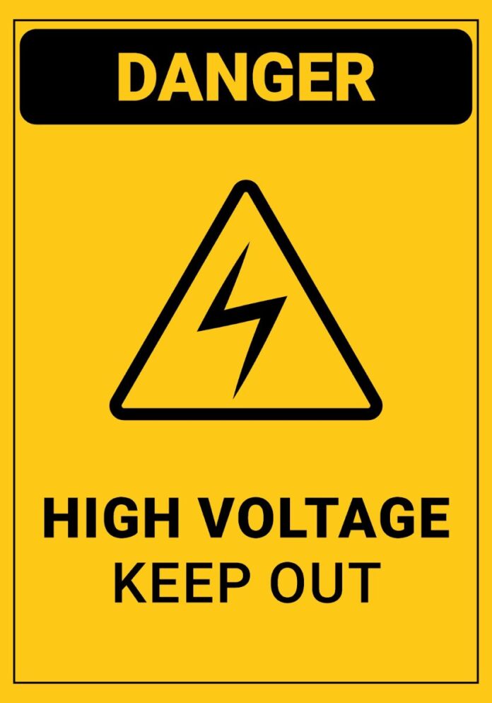 Biển báo nguy hiểm điện áp cao