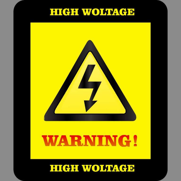 Biển cảnh báo điện áp cao