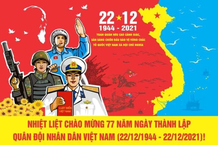 Poster kỷ niệm 77 năm Ngày thành lập Quân đội Nhân dân Việt Nam 22/12/1944-2021 với quân nhân, bản đồ Việt Nam, Bác Hồ, chim bồ câu, hoa hướng dương.