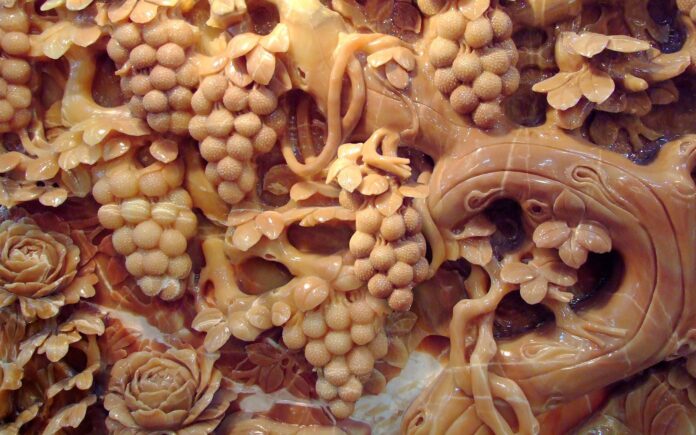 Mẫu tranh khảm đá khảm gỗ 3D điêu khắc chùm nho và hoa hồng cực đẹp