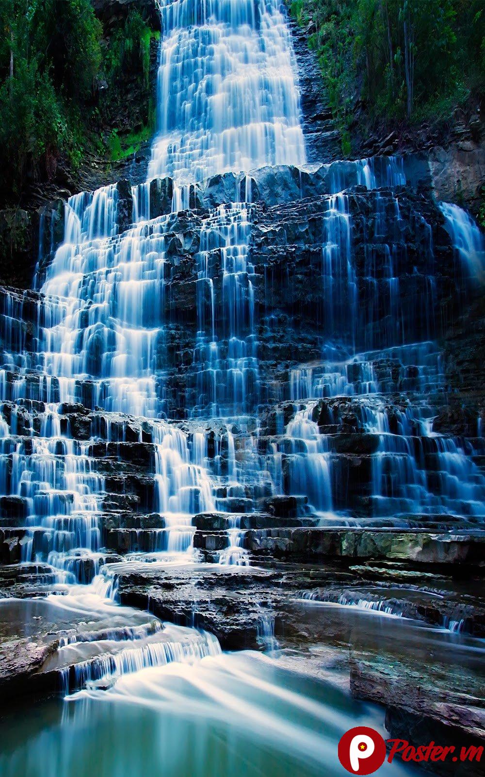 Tranh sơn thủy thác nước đẹp với hiệu ứng phơi sáng mềm mại cực nét