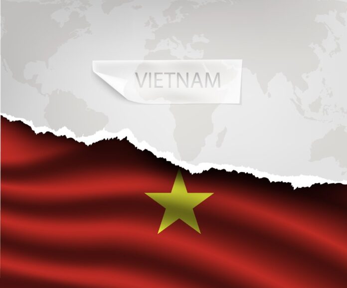 Vector lá cờ Việt Nam xé rách