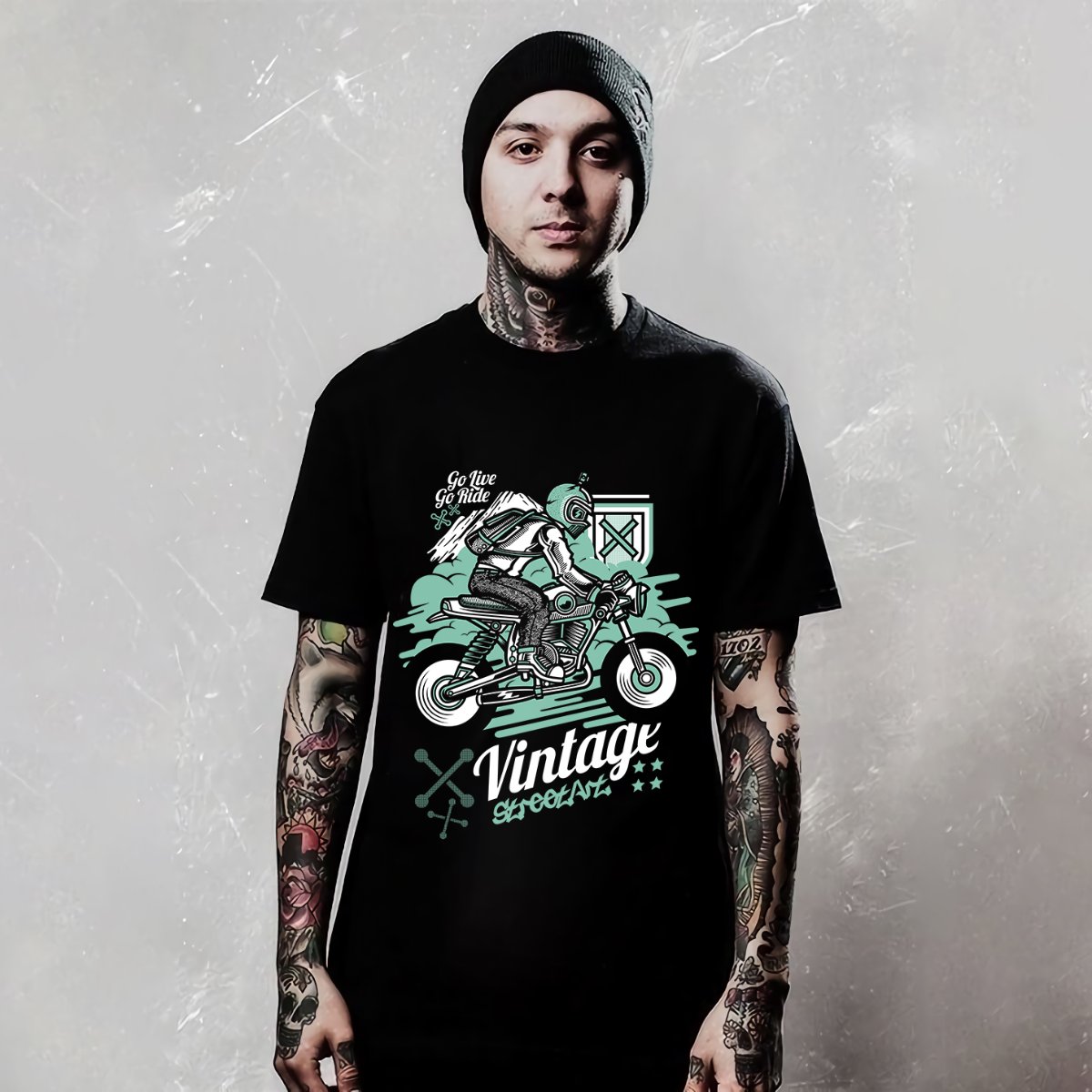 Áo thun Vintage Street Art