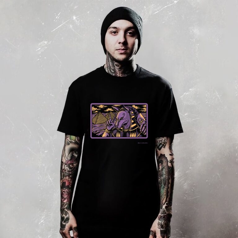 Áo thun in hình Anubis độc đáo